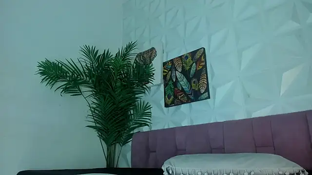 Hellen Sky online show from February 11, 7:08 pm