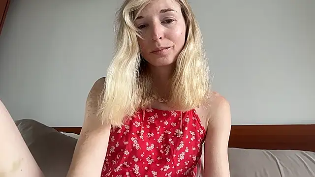 ivankai  online show from December 15, 3:00 am