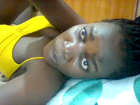 Snapshot of Alessandrajenna chatting on February 21, 6:51 am Alessandrajenna online show from February 21, 6:51 am