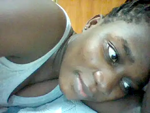 Snapshot of Alessandrajenna chatting on March 13, 9:05 pm Alessandrajenna online show from March 13, 9:05 pm