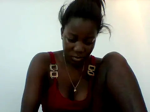 Snapshot of Alessandrajenna chatting on February 8, 8:18 am Alessandrajenna online show from February 8, 8:18 am