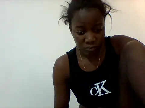 Snapshot of Alessandrajenna chatting on February 24, 6:44 am Alessandrajenna online show from February 24, 6:44 am