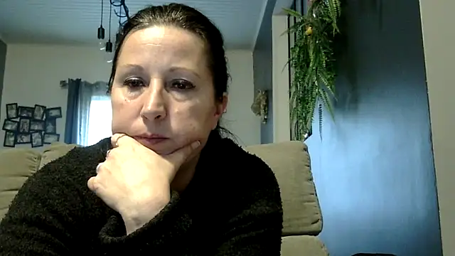 feline27 online show from February 20, 5:02 pm