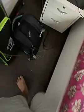 Snapshot of yourheroforfun chatting on December 3, 6:49 pm yourheroforfun online show from December 3, 6:49 pm