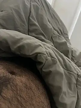 Snapshot of yourheroforfun chatting on January 19, 4:57 pm yourheroforfun online show from January 19, 4:57 pm