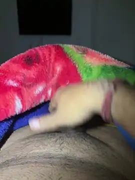 Snapshot of yourheroforfun chatting on February 18, 6:58 pm yourheroforfun online show from February 18, 6:58 pm