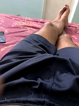 Snapshot of yourheroforfun chatting on October 4, 7:12 pm yourheroforfun online show from October 4, 7:12 pm