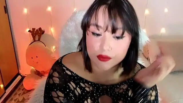 Snapshot of bigbooty-30 chatting on December 10, 12:17 am bigbooty-30 online show from December 10, 12:17 am