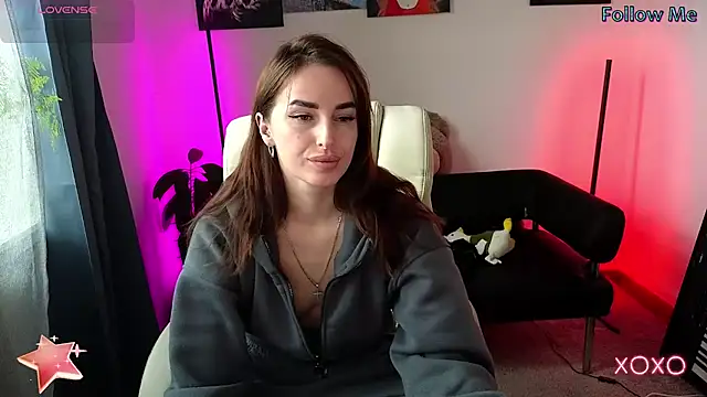 xx adrihanna xx online show from March 17, 9:44 am