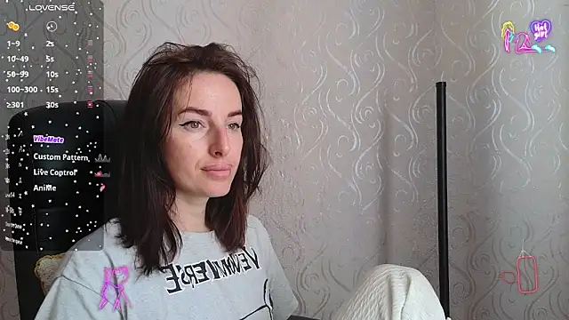 xx adrihanna xx online show from May 25, 5:35 am