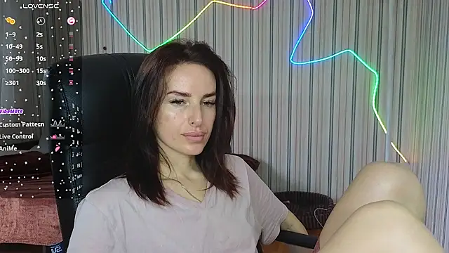 xx adrihanna xx online show from July 20, 5:55 am