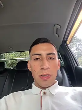 Snapshot of vpn1000 chatting on February 16, 9:55 pm vpn1000 online show from February 16, 9:55 pm