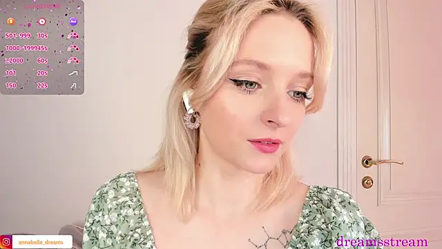 Snapshot of dreamsstream chatting on March 10, 8:59 am dreamsstream online show from March 10, 8:59 am