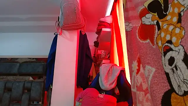 Snapshot of coral1727 chatting on February 27, 5:26 pm coral1727 online show from February 27, 5:26 pm