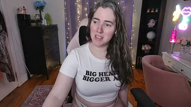 Snapshot of rachelbrooksxx chatting on March 20, 7:04 pm rachelbrooksxx online show from March 20, 7:04 pm