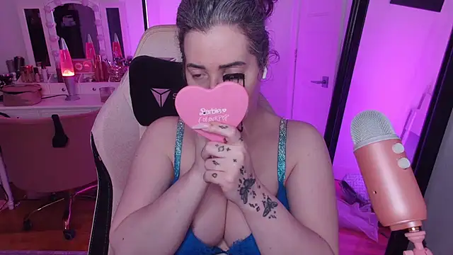 Snapshot of rachelbrooksxx chatting on July 16, 6:25 pm rachelbrooksxx online show from July 16, 6:25 pm