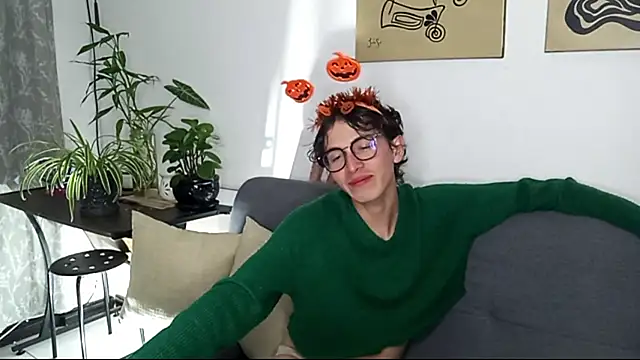 Norehg online show from October 12, 8:35 am