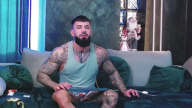 masterkingofmusclee online show from December 13, 8:51 am