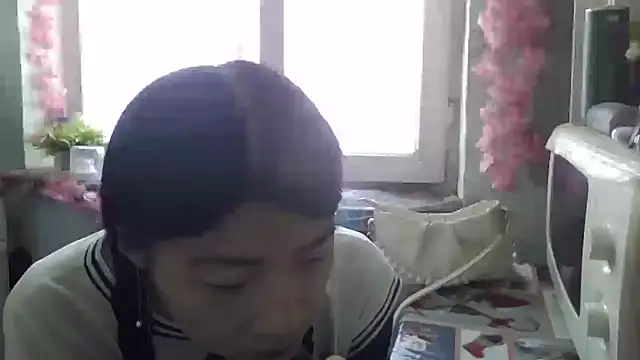Snapshot of CarlyJoy chatting on October 4, 10:46 am CarlyJoy online show from October 4, 10:46 am