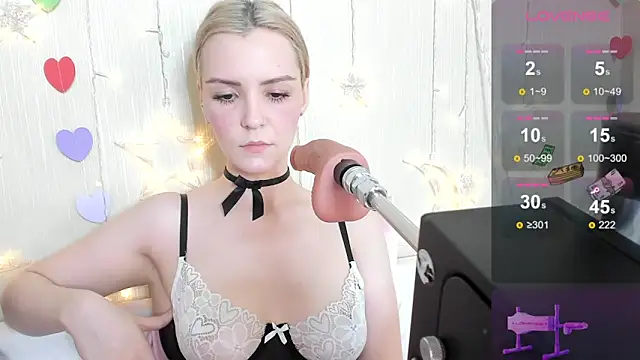 Kaya Devis online show from September 20, 4:46 am