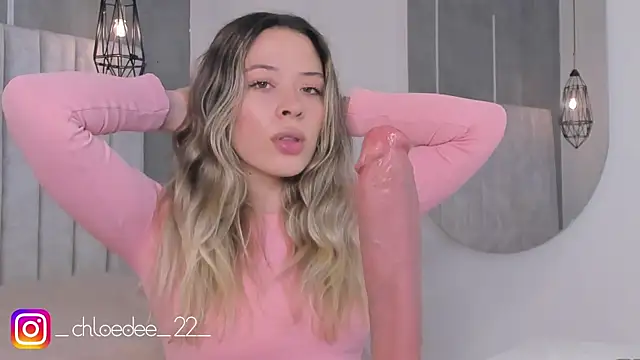Snapshot of chloe_d chatting on February 12, 2:43 pm chloe d online show from February 12, 2:43 pm