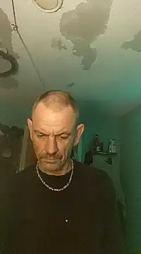 deepstroker42071 online show from January 9, 2:01 am