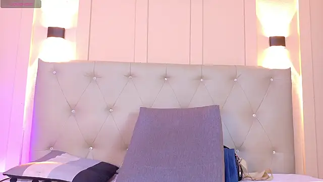 Snapshot of sofiaa_ebony chatting on March 14, 1:16 pm sofiaa ebony online show from March 14, 1:16 pm