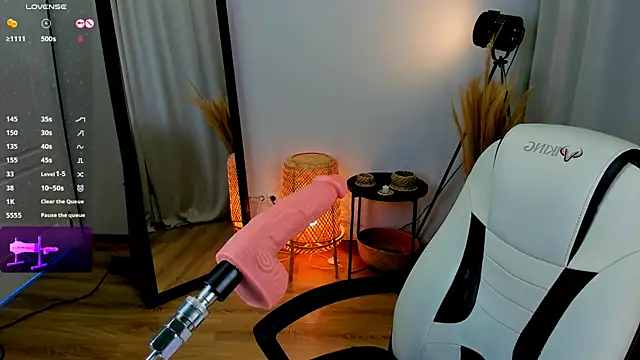 Mira  Blush online show from January 25, 1:10 am