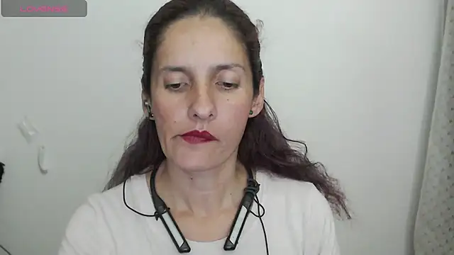 Snapshot of catalina_duran1 chatting on July 15, 4:51 am catalina duran1 online show from July 15, 4:51 am