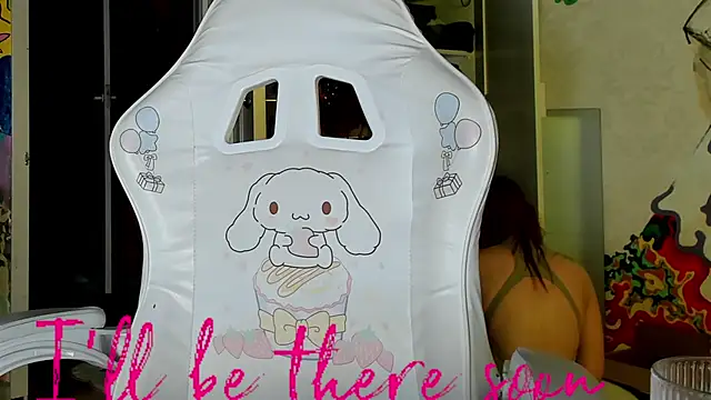 Sunny Mouse  online show from September 12, 4:51 pm