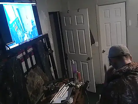 Bi curious86 online show from January 16, 5:00 am