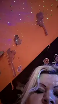 Snapshot of ducicsajsziii chatting on February 21, 7:34 am ducicsajsziii online show from February 21, 7:34 am