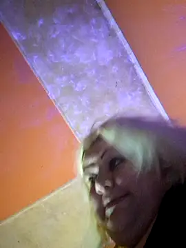 Snapshot of ducicsajsziii chatting on March 6, 8:16 pm ducicsajsziii online show from March 6, 8:16 pm