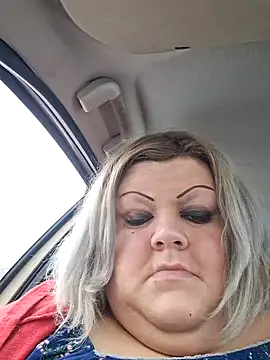 ducicsajsziii online show from January 16, 1:48 pm