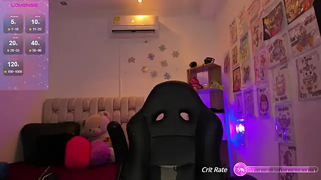 Snapshot of Gorgeous_Team chatting on January 15, 7:55 pm Gorgeous Team online show from January 15, 7:55 pm