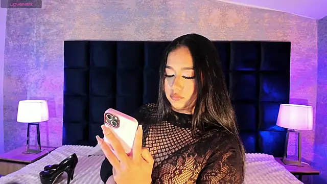 Snapshot of Gaby_Blaze chatting on March 21, 6:40 pm Gaby Blaze online show from March 21, 6:40 pm