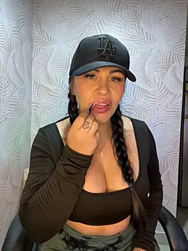 sexyyykloee online show from October 21, 2:56 am