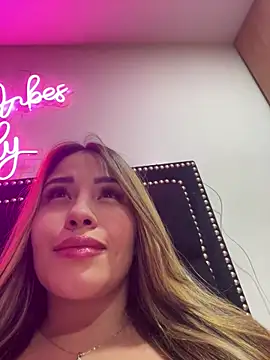 sexyyykloee online show from March 12, 5:46 am