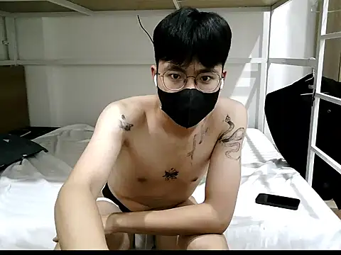 Gwencloudy online show from November 9, 5:11 pm