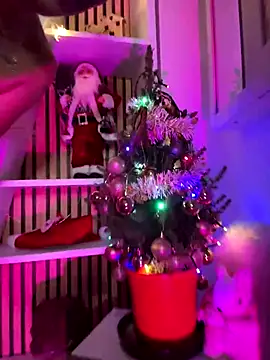 sofiah  online show from December 20, 4:14 pm