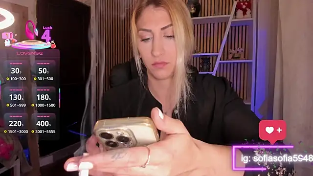 sofiah  online show from February 11, 5:18 pm