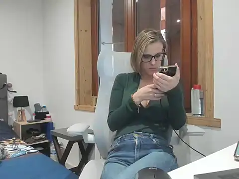 Snapshot of Madame_Callie chatting on March 11, 1:39 pm Madame Callie online show from March 11, 1:39 pm