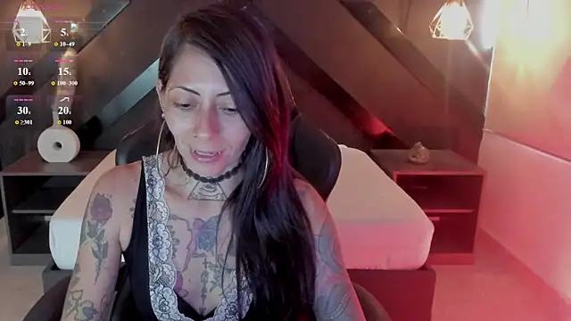 dark gotica online show from February 9, 7:07 pm