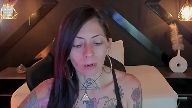 dark gotica online show from March 11, 7:09 pm