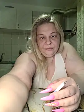 AriannaMilf online show from April 8, 9:04 pm