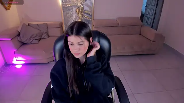 Snapshot of AlessiaCorleone_ chatting on March 22, 3:53 pm AlessiaCorleone online show from March 22, 3:53 pm