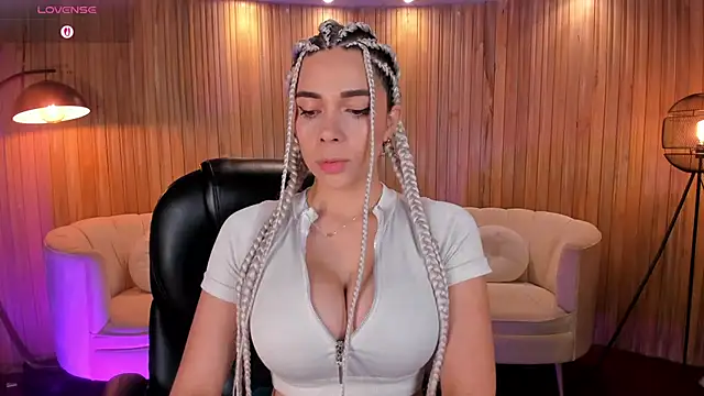 Snapshot of AmyWalker_ chatting on February 24, 10:04 am AmyWalker online show from February 24, 10:04 am