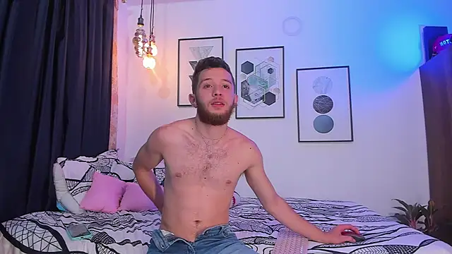 Juan Castano online show from December 14, 11:39 am