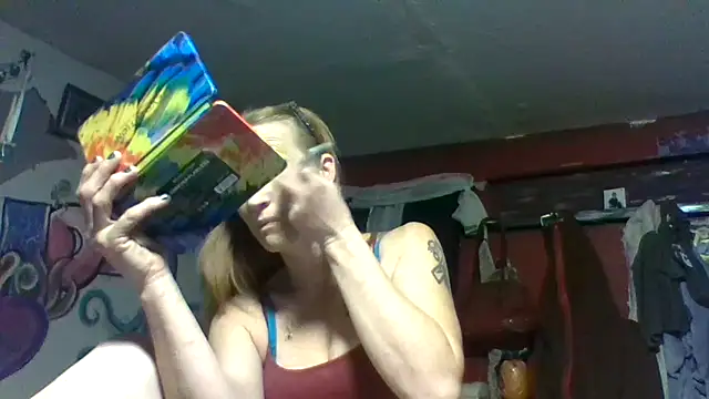 Snapshot of 4EyedSluttyGinger chatting on December 23, 4:39 pm 4EyedSluttyGinger online show from December 23, 4:39 pm