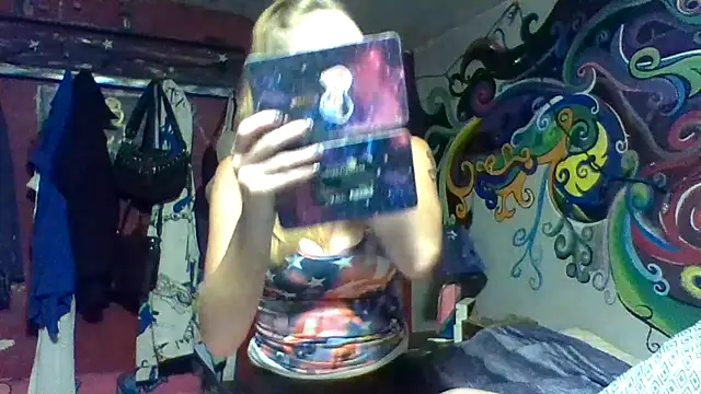 Snapshot of 4EyedSluttyGinger chatting on September 8, 8:41 pm 4EyedSluttyGinger online show from September 8, 8:41 pm